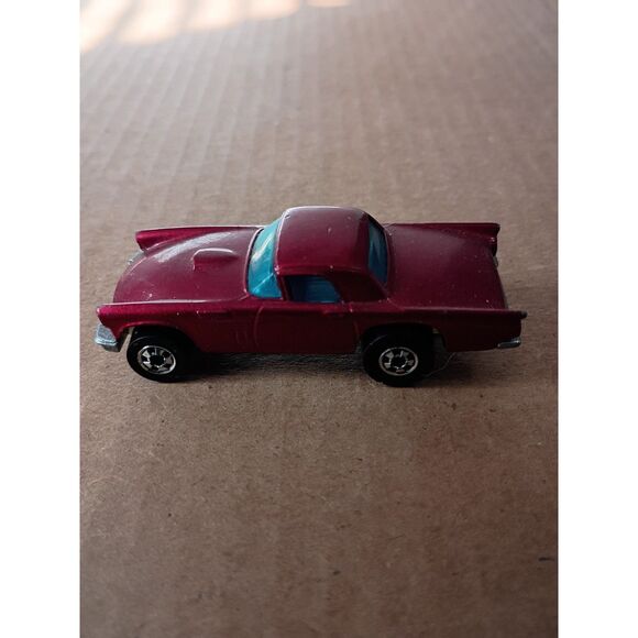 Hot Wheels ‘57 T-Bird 1981 Ford Metallic Red Thunderbird - Picture 1 of 6